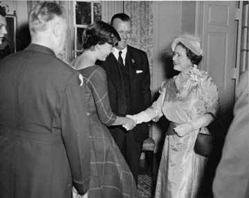 The Queen Mother visits Annapolis