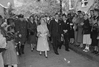 The Queen Mother visits Annapolis
