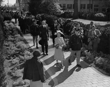 Queen Mother visits Annapolis