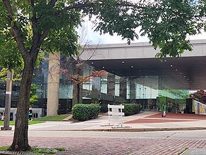 [photo, Baltimore Convention Center, Charles & Pratt Sts., Baltimore, Maryland]