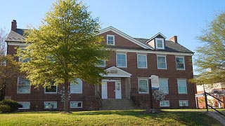 [photo, Beaven Hall, Chesapeake Biological Laboratory, Solomons, Maryland]