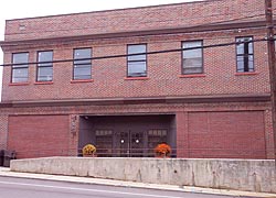 [photo, District Court Building, 205 South 3rd St., Oakland, Maryland]