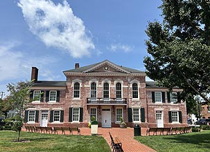 [photo, Queen Anne's County Historic Courthouse, 100 Court House Square, Centreville, Maryland]