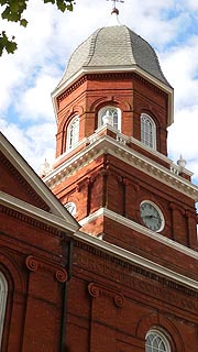 [photo, Worcester County Courthouse, One West Market St., Snow Hill, Maryland]