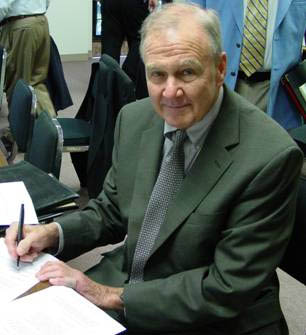 George S. Wills: Photo by Rob Schoeberlein