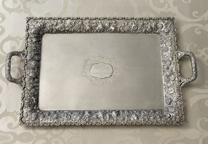 tray