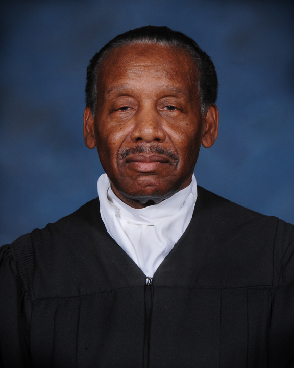 Arrie W Davis