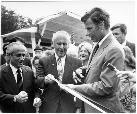 Two-thirds of the Board of Public Works (Governor Marvin Mandel, left, and Comptroller Louis Goldstein, center) accompany Sec. Hughes at a ribbon cutting